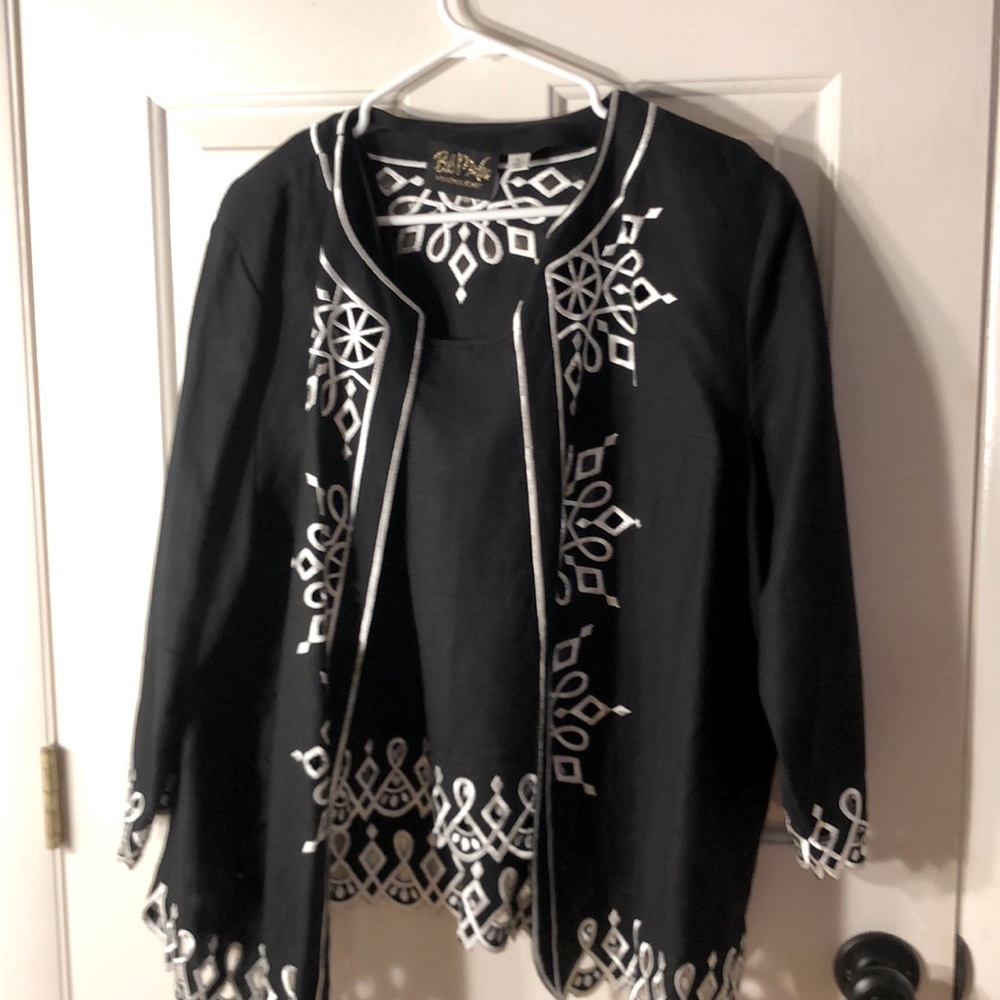 Beautiful dressy set (camisole and jacket)